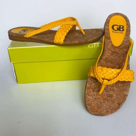 GIANNI BINI Surfs-Up Fenix Yellow Thong Braided Sandal Cork Logo Women’s Size 6M - Picture 1 of 10